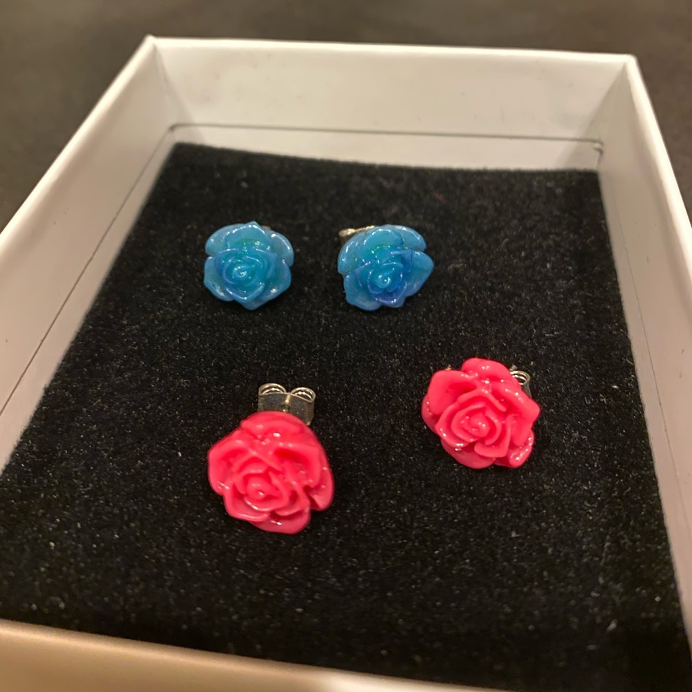 Rose earring